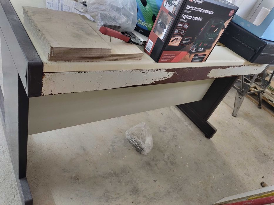 2 Antique Secretaries, Sturdy Sheet Metal Structure – Top 140x8064585671375233124