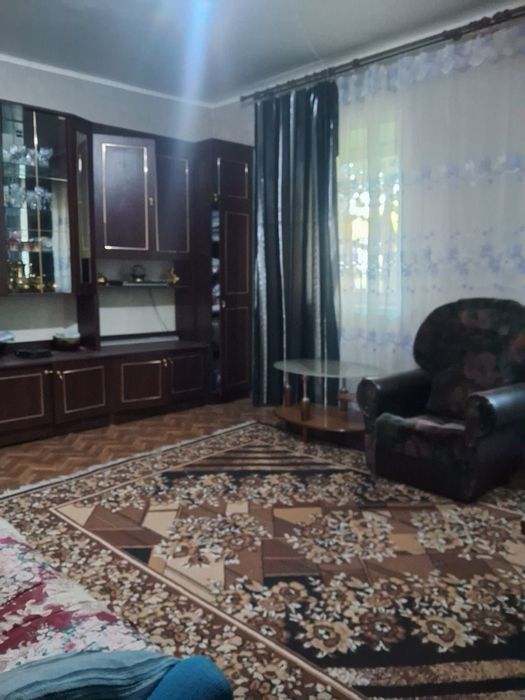 Продам дом с.Ульяновка в хорошем жилом состоянии.