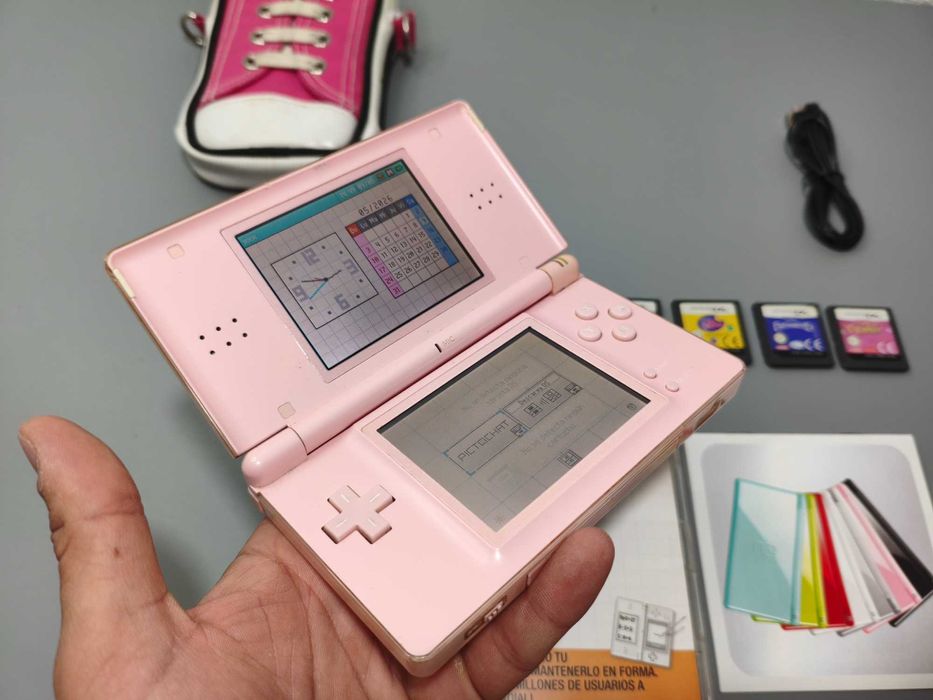 Nintendo DS Rosa + Jogos
