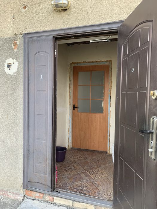 Продам комерційну будівлю