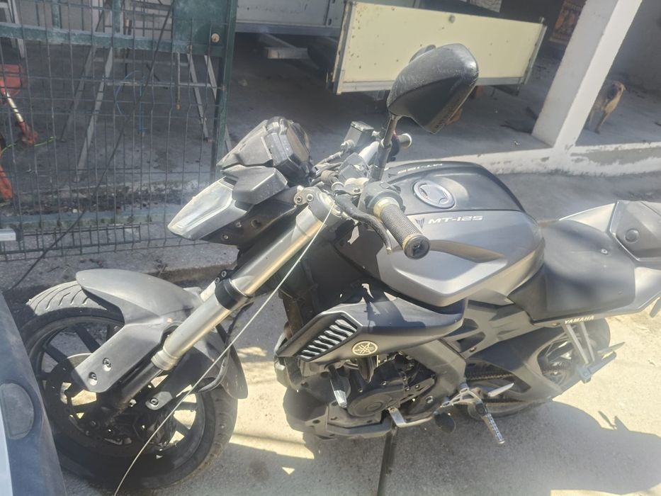 Yamaha mt 125 cc
