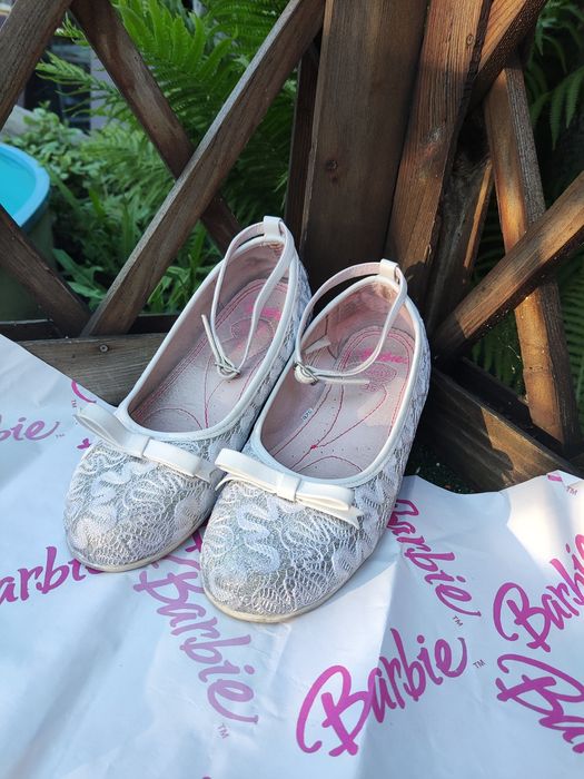 Балетки барбі на дівчинку