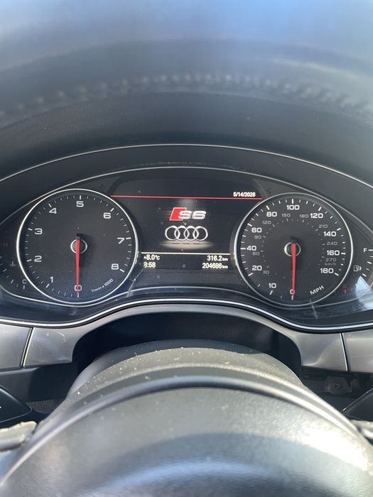 AUDI A6 c7 Premium Plus  12/2011р
