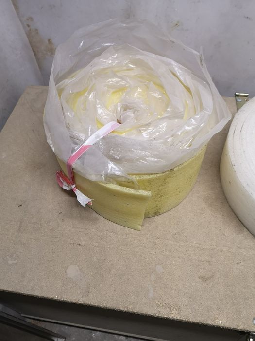 Taśmy brzegowe pianki.