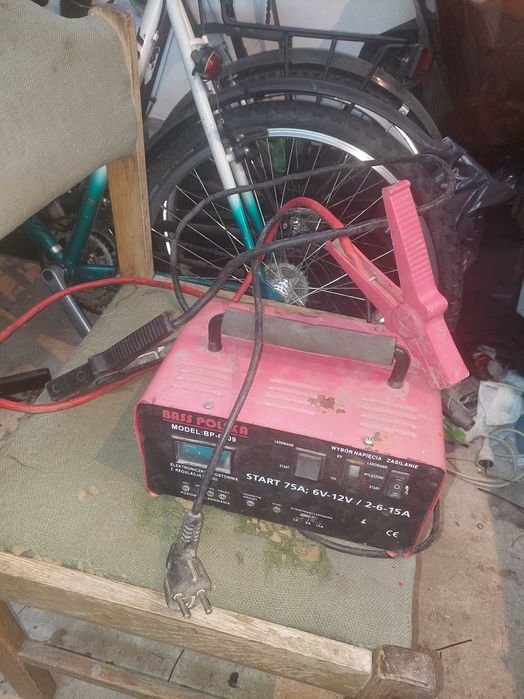 Prostownik z rozruchem