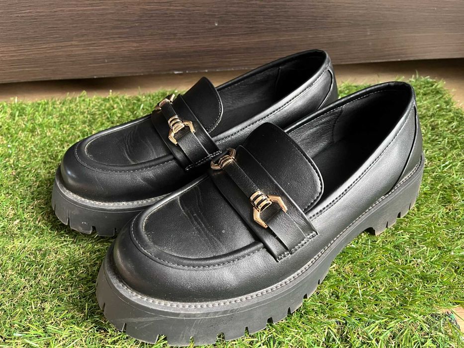 Czarne mokasyny DeeZee 39