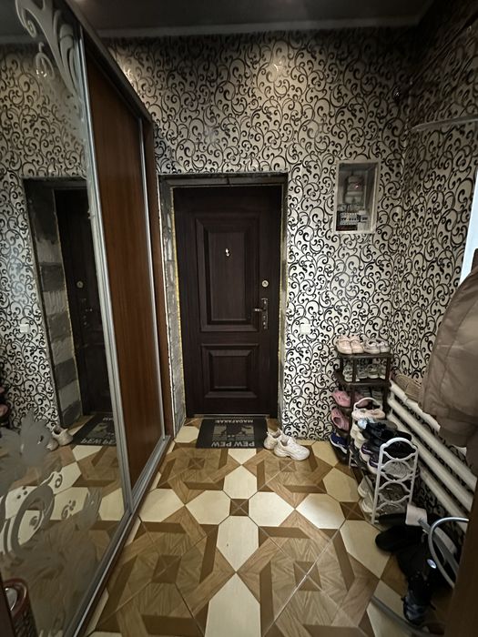 **Частина Будинку в Центр. Районі 157 кв.м. З Ремонтом!