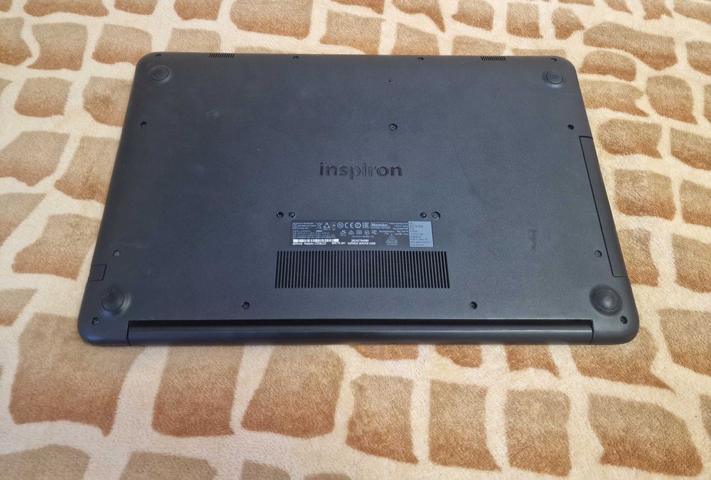 Dell 17 Gaming 5767/Full IPS/Core™ i7-7500/16DDR4/SSD240/R7 M440 4GB