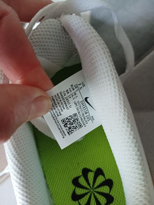 Sapatilhas Nike usadas uma vez