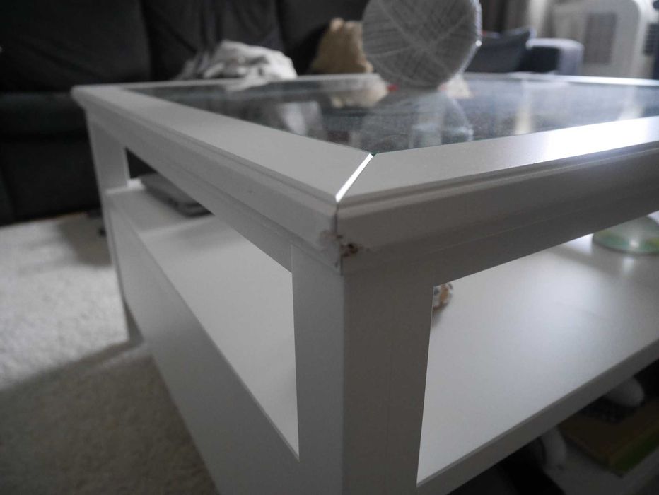 Mesa de Centro IKEA IDANÄS Branca (80x80 cm) – Vidro e Gaveta