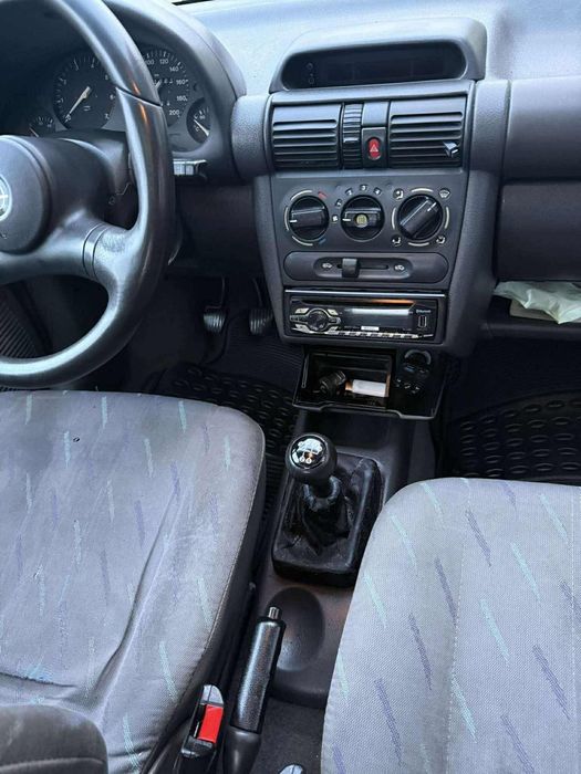 Opel corsa B Swing