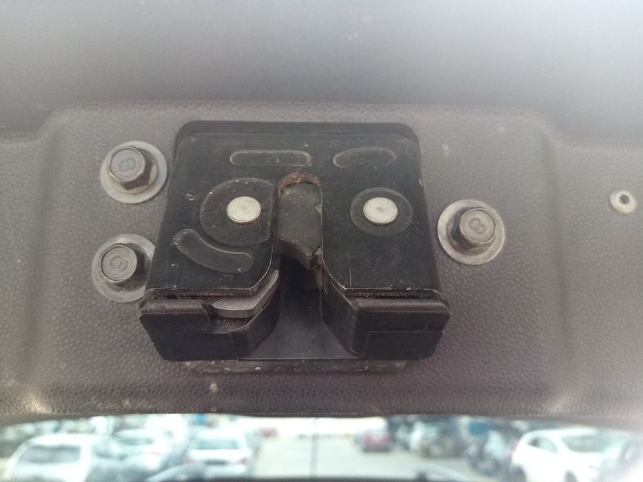 Fechadura / fecho da mala MAZDA 5 (CR19)