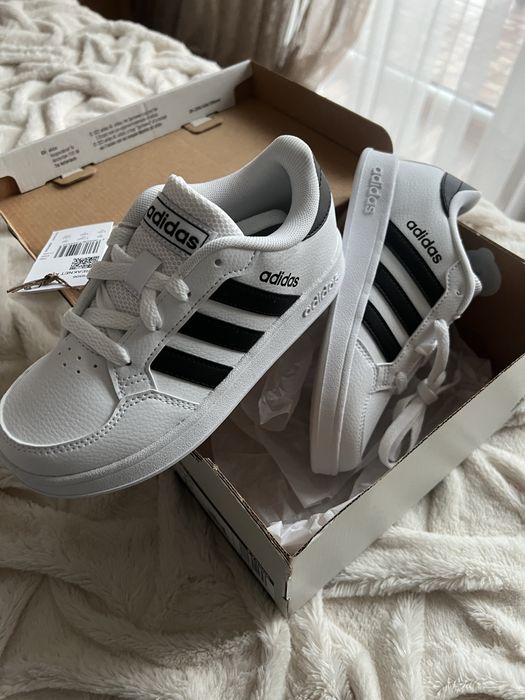 Кросівки Adidas 30р