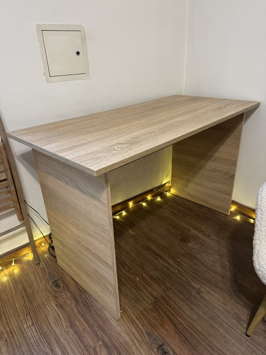 Письмовий стіл без шухляд