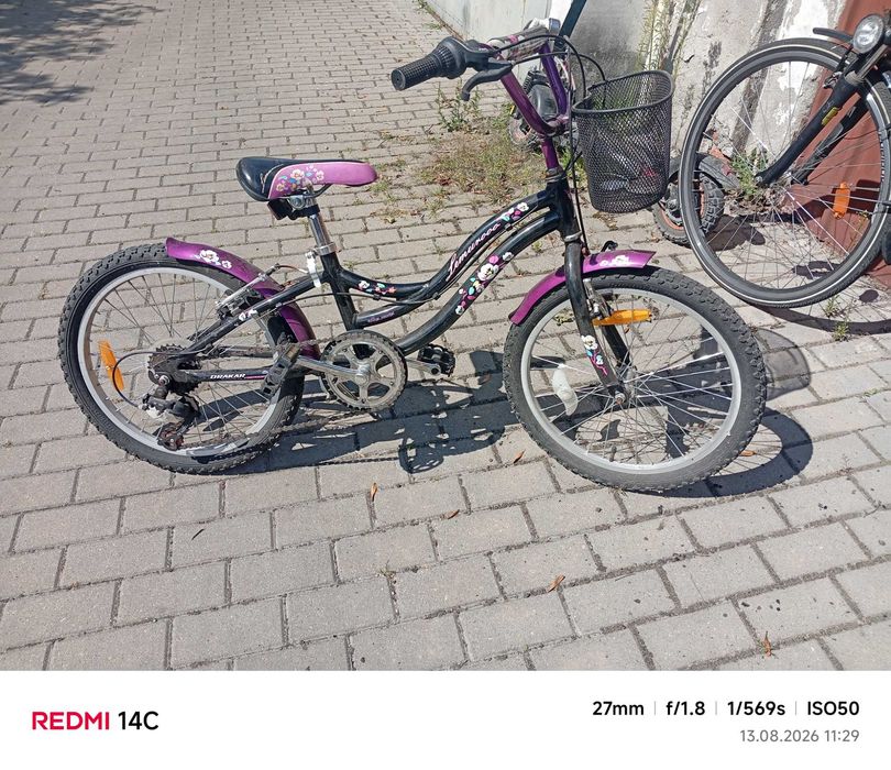 Samochodzik na akumulator i rower