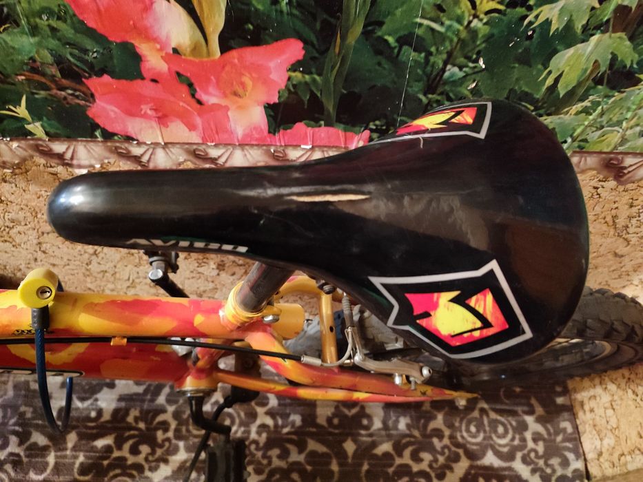 Продам велосипед детский 20 колеса+ самокат в подарок