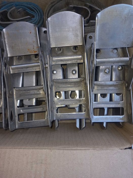 Натяжний замок для тента