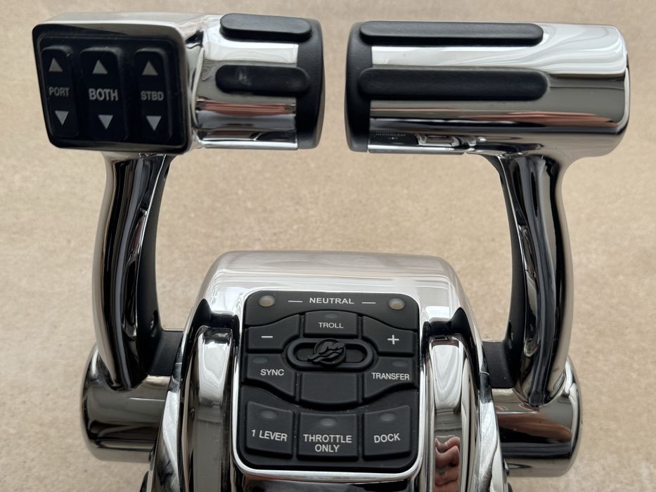 menetka mercruiser podwójna elektroniczna