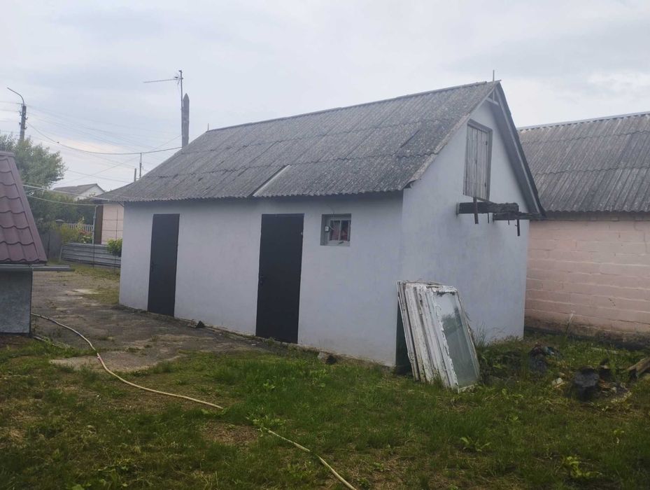 Продаю будинок в смт Рокитне