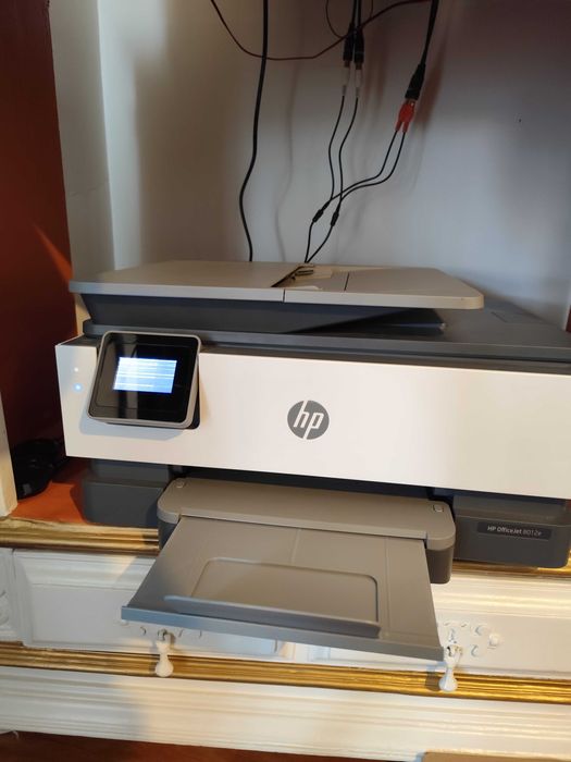 Impressora HP OfficeJet 8012e (semiprofissional) com tinteiros selados