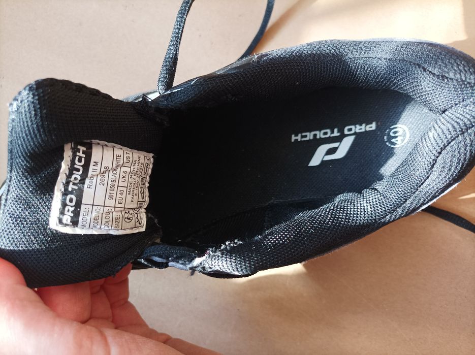 26,5cm 41 Rebel II M buty halowe halówki pro touch