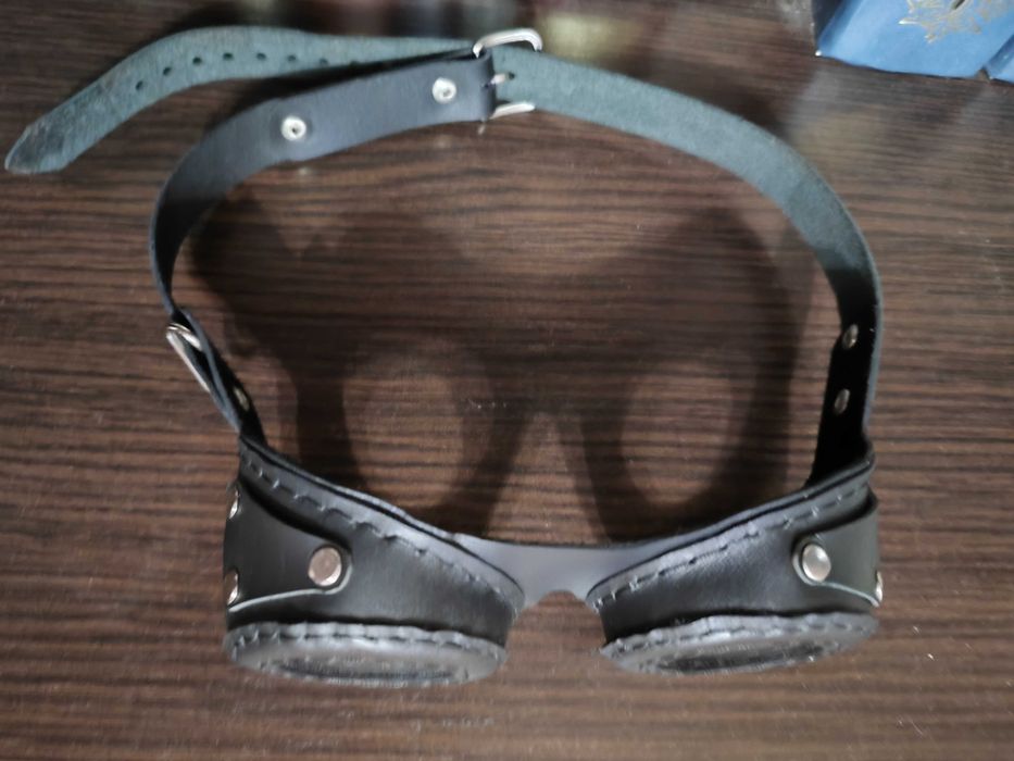 Очки авиатора кожаные байкера. Дизельпанк, гогглы, стимпанк, киберпанк