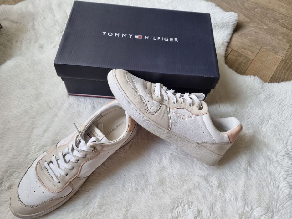 Tommy Hilfiger- sneakersy skórzane. Rozmiar  41