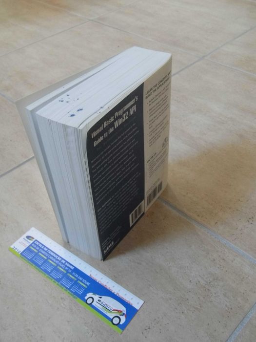 Visual Basic Programmer&#x27;s Guide to the Win32 API, Dan Appleman64584842968835124