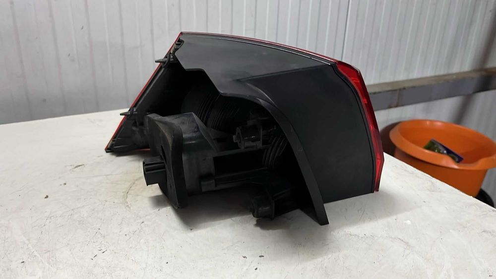 Farolim direito Volkswagen Golf VII