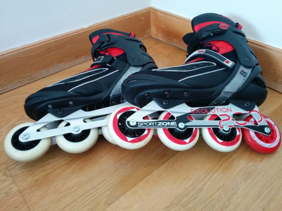 Patins em linha (tamanho 44) + acessórios