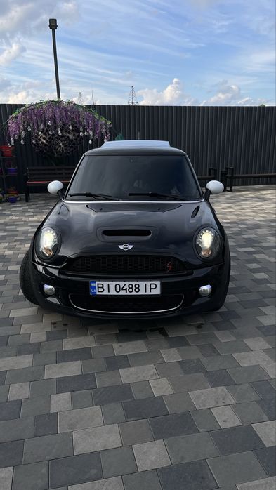 Mini Coper S  185лс