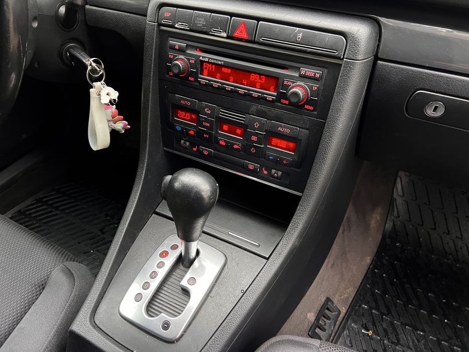 AUDI a4 Avant 1.8 t + LPG Automat 2004