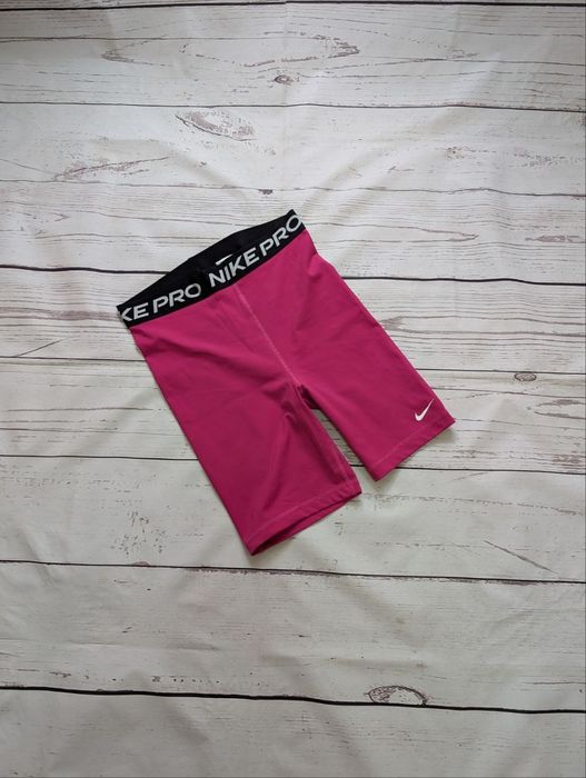 Спортивні рожеві і   велосипедки, велосипедки від Nike Стан