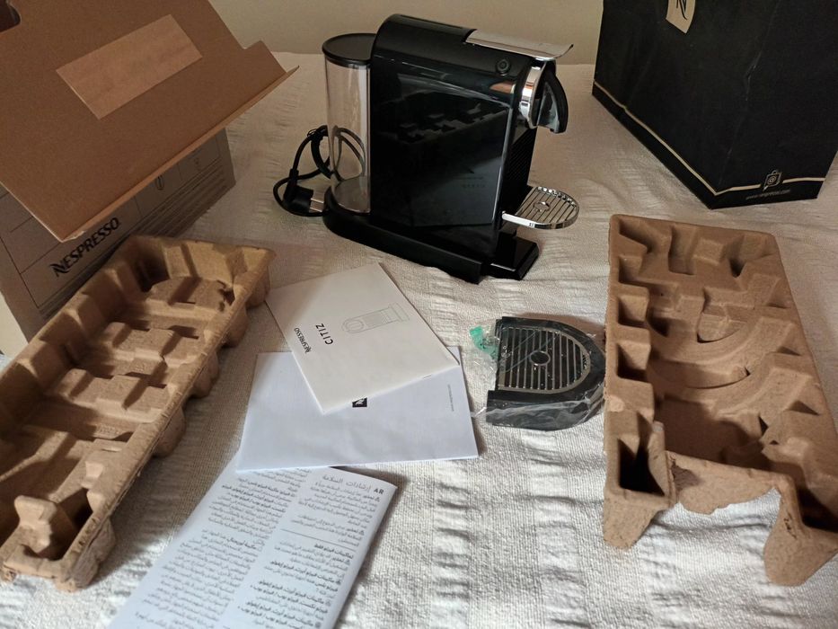 Máquina café Nespresso Citiz+oferta