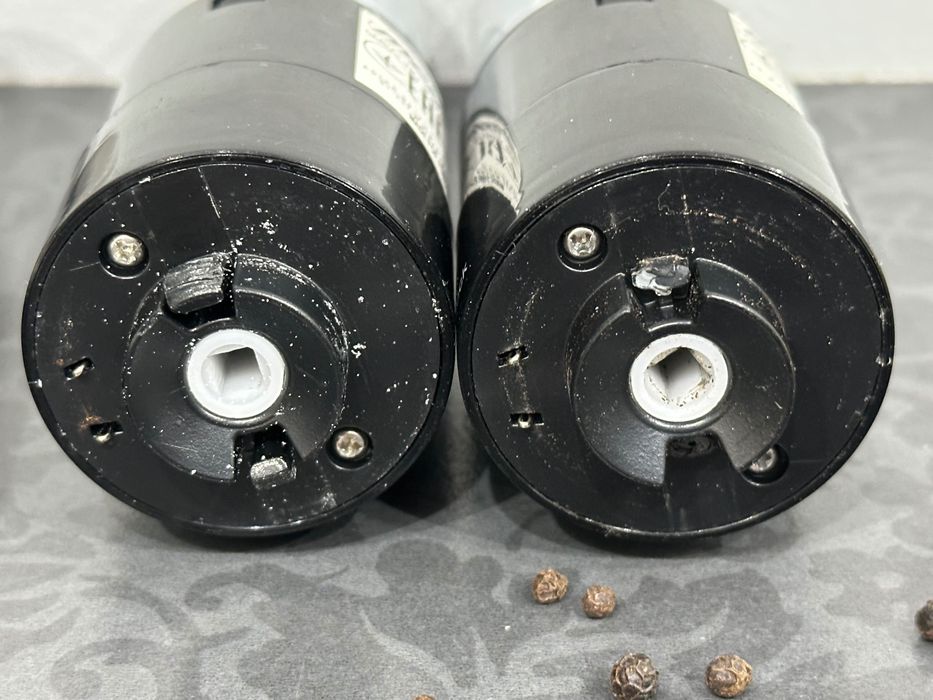 2 x elektryczne młynki do przypraw MESKO MS 4432