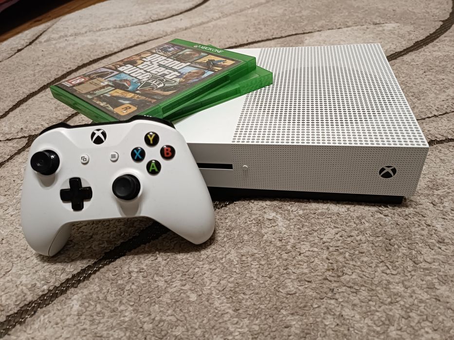 Продам Xbox one s