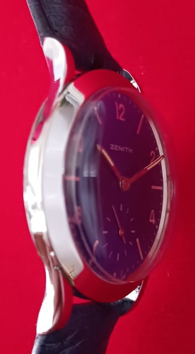 Zenith 35mm odnowiona tarcza i koperta. Zegarek jak nowy.