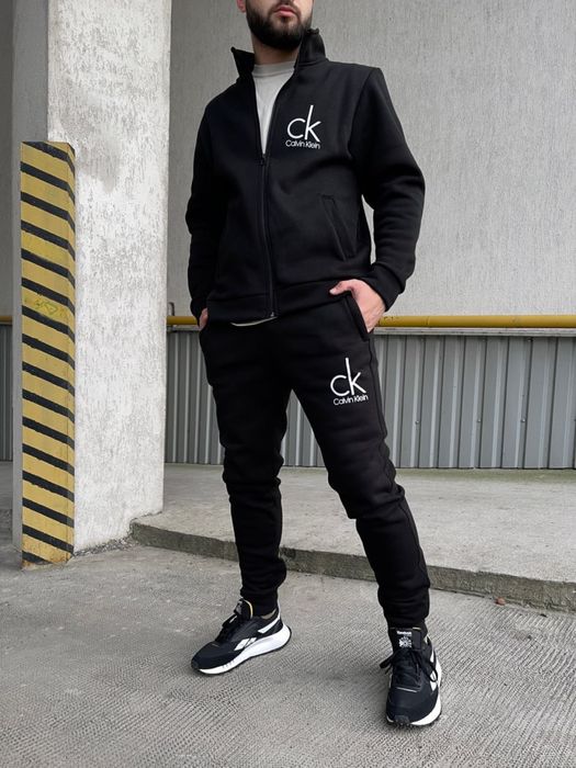 Костюм від calvin klein