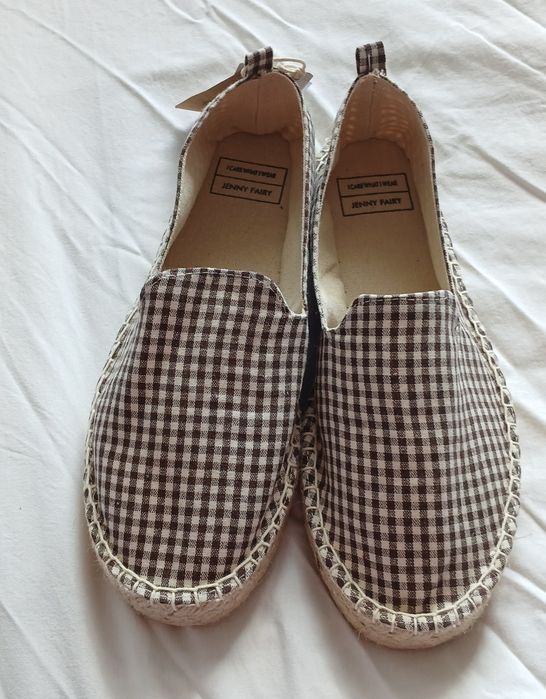 Espadryle. Nowe? Rozm.38 kratka biało brązowa