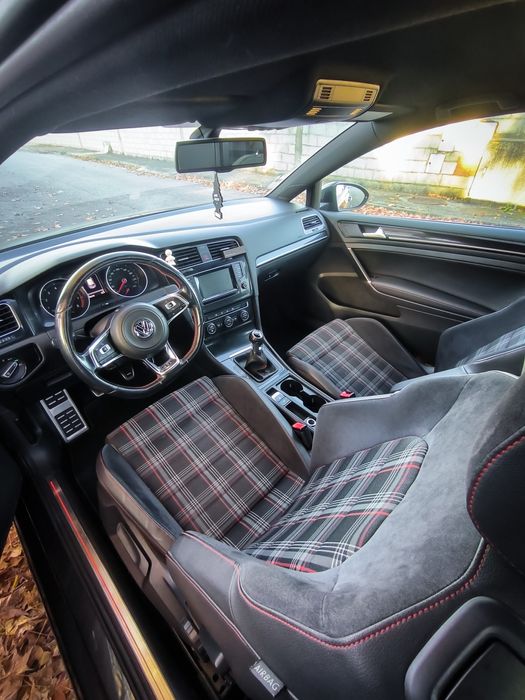 VW Golf 7 GTI Performance *Airlift*