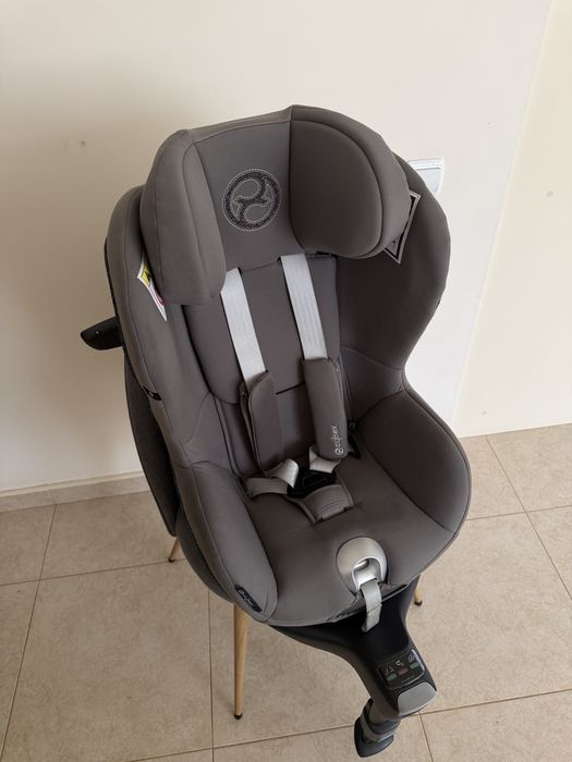 Автокрісло Cybex Sirona T I-Size і база для автокрісла Cybex Platinum