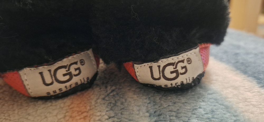Buty UGG wełna 1-2miesiace