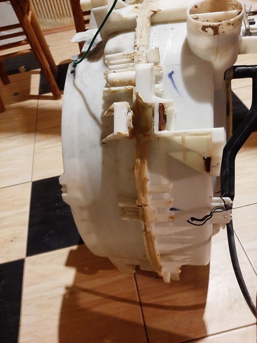 Продам мотор к стиральной машинке индезит и самсунг и барабан