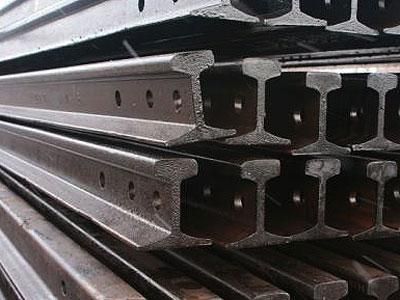 Рейси залізничні