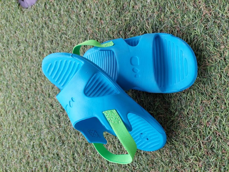 Klapki basenowe 25-26