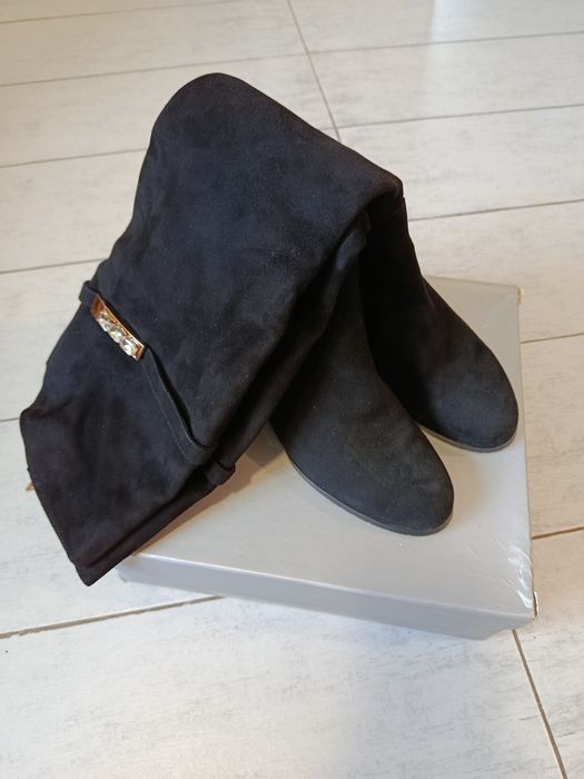 Сапожки жіночі, чоботи