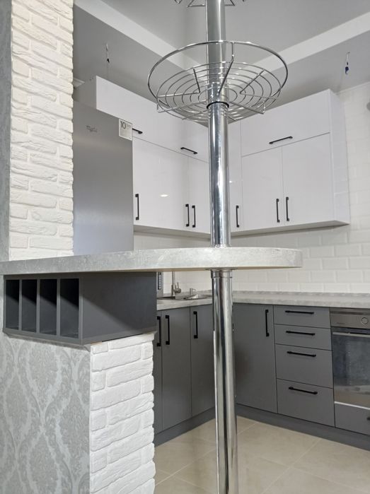 Кухні на замовлення недорого, шафи-купе, гардеробні.