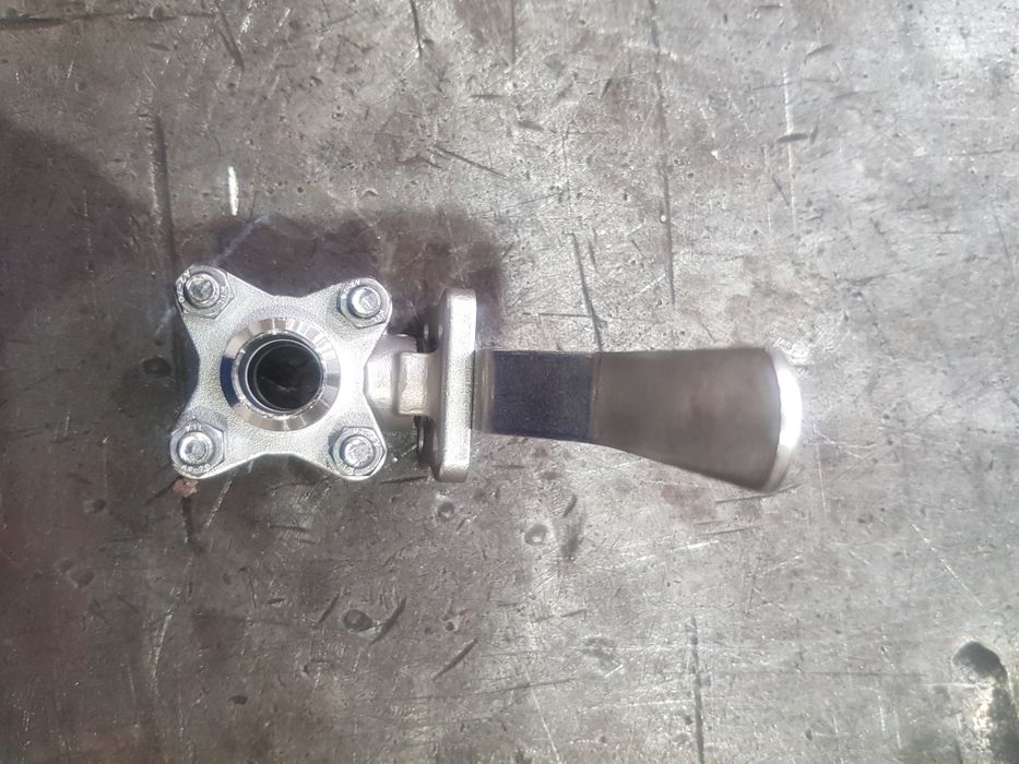 Zawor kulowy 1/2" i 1"  sprzedam
