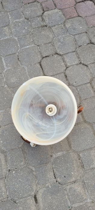 Lampa wisząca rustykalna z dużym szklanym kloszem