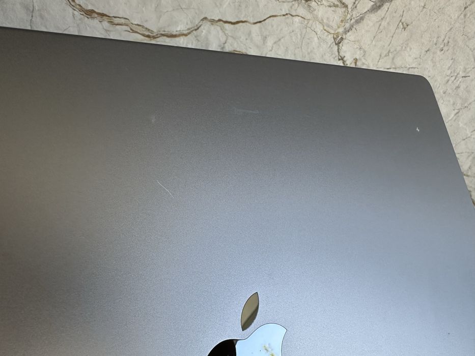 Laptop MacBook Pro 16" M1 Pro / 32 GB RAM / 512 GB SSD / Sprzęt do pracy i grafiki